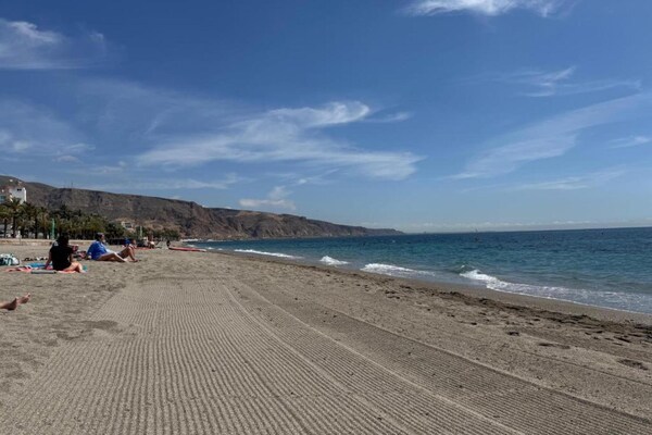 Foto van Appartement in Roquetas bij Strand - Vakantiehuis in Roquetas de Mar - AreaSummer1KM