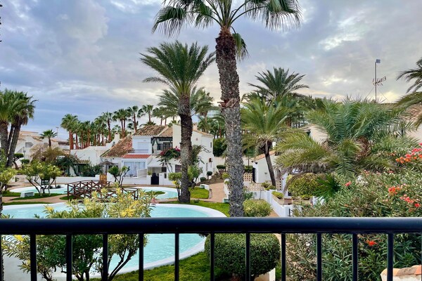 Foto van Appartement in Roquetas aan het strand en zwembad - Vakantiehuis in Roquetas de Mar - PoolOfHouse