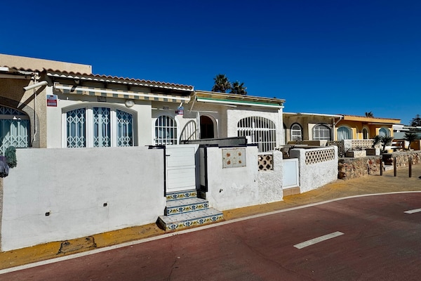 Foto van Appartement in Roquetas de Mar met terras - Vakantiehuis in Roquetas de Mar - ExteriorSummer