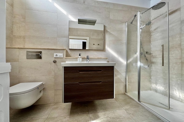 Foto van Appartement in Roquetas de Mar met terras - Vakantiehuis in Roquetas de Mar - BathRoom