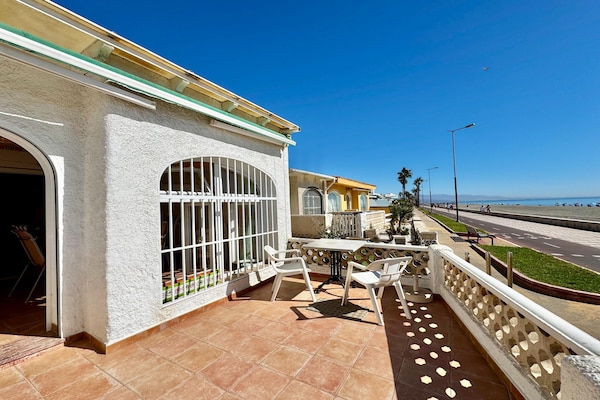 Foto van Appartement in Roquetas de Mar met terras - Vakantiehuis in Roquetas de Mar - ViewSummer