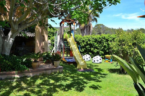 Foto van Villa in Binissalem met zwembad en wijngaarden - Vakantiehuis in Muro, Islas Baleares - Untagged