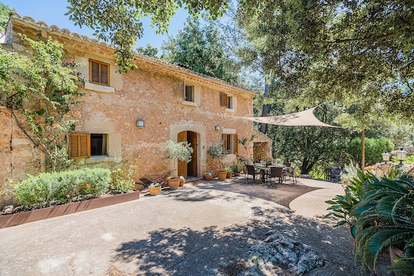 Foto van Bergvilla met groot zwembad - Vakantiehuis in Pollensa / Pollença - ExteriorSummer