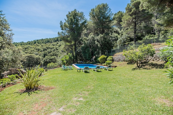 Foto van Bergvilla met groot zwembad - Vakantiehuis in Pollensa / Pollença - PoolOfHouse