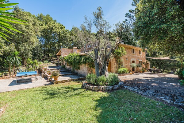 Foto van Bergvilla met groot zwembad - Vakantiehuis in Pollensa / Pollença - Facilities