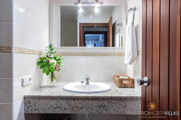 Foto van Appartement in Port de Pollença bij Strand - Vakantiehuis in Port de Pollença - BathRoom