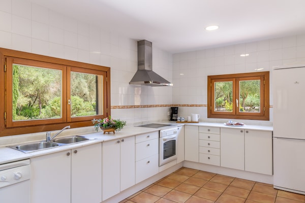 Foto van Verbluffende Ses Cases in Manacor - Vakantiehuis in Manacor - Kitchen