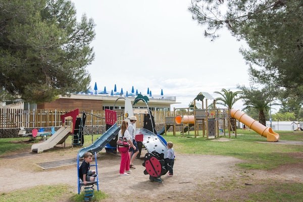 Foto van Bungalow in Vilanova bij Middellandse Zee - Vakantiehuis in la Geltrú, Barcelona - ParkFacilities
