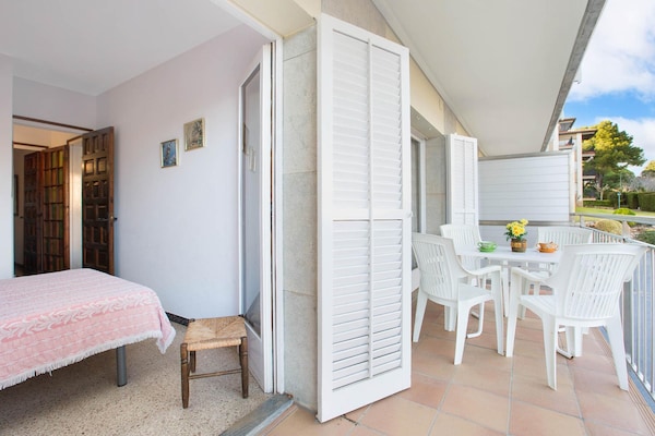 Foto van Appartement in Spanje bij Zandstrand - Vakantiehuis in Calella de Palafrugell, Llafranc - TerraceBalcony