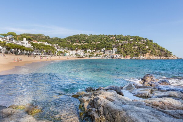 Foto van Appartement in Spanje bij Zandstrand - Vakantiehuis in Calella de Palafrugell, Llafranc - AreaSummer5KM