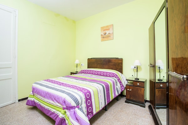 Foto van Vakantiehuis in St Pere Pescador met Zwembad - Vakantiehuis in Sant Pere Pescador - BedRoom