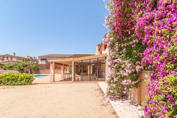 Foto van Vakantiehuis in St Pere Pescador met Zwembad - Vakantiehuis in Sant Pere Pescador - GardenSummer