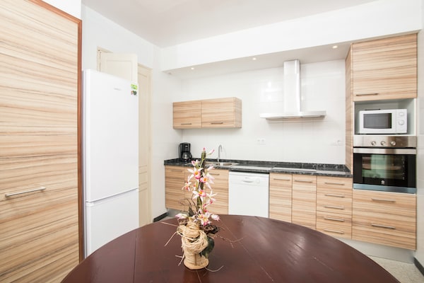 Foto van Vakantiehuis in St Pere Pescador met Zwembad - Vakantiehuis in Sant Pere Pescador - Kitchen