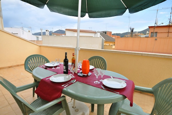Foto van Appartement in Roses, 50 m van het strand - Vakantiehuis in Rosas / Roses - terrace