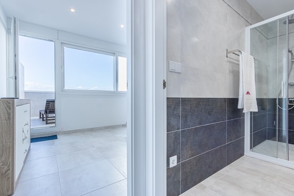 Foto van Appartement in Empuriabrava bij Aiguamolls - Vakantiehuis in Empuriabrava - BathRoom