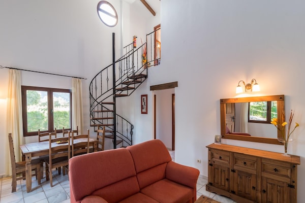 Foto van Buitenverblijf Ibipozo met zwembad - Vakantiehuis in Pozo Alcón - LivingRoom