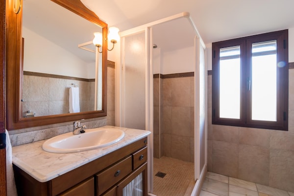 Foto van Buitenverblijf Ibipozo met zwembad - Vakantiehuis in Pozo Alcón - BathRoom