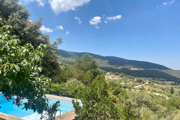 Foto van Villa in Torres met zwembad bij Sierra Mágina - Vakantiehuis in Torres - GardenSummer