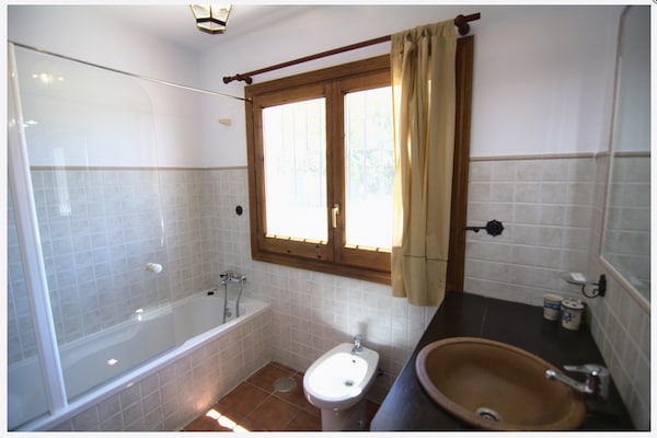 Foto van Landelijk huisje met zwembad - Vakantiehuis in Los Nogales - Landing