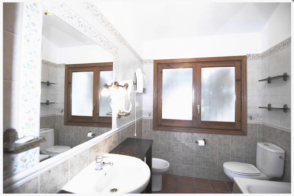 Foto van Landelijk huisje met zwembad - Vakantiehuis in Los Nogales - Landing