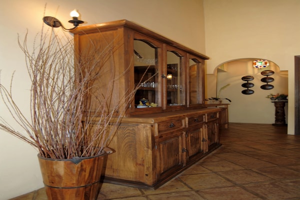 Foto van Cottage in Antequera met zwembad bij El Torcal - Vakantiehuis in Antequera Los Nogales - DiningRoom
