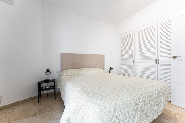 Foto van Appartement aan het strand in Marbella - Vakantiehuis in Malaga - BedRoom