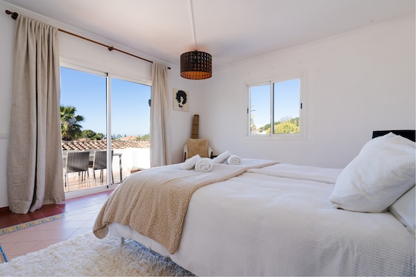 Foto van Huis in Marbella bij het Strand - Vakantiehuis in Marbella - BedRoom