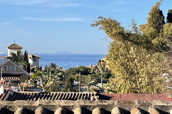 Foto van Huis in Marbella bij het Strand - Vakantiehuis in Marbella - ViewSummer
