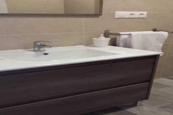 Foto van Appartement aan het strand met terras - Vakantiehuis in Benalmádena - BathRoom