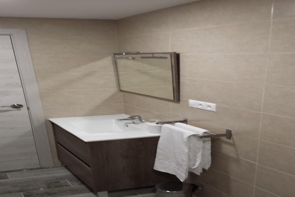 Foto van Appartement aan het strand met terras - Vakantiehuis in Benalmádena - BathRoom