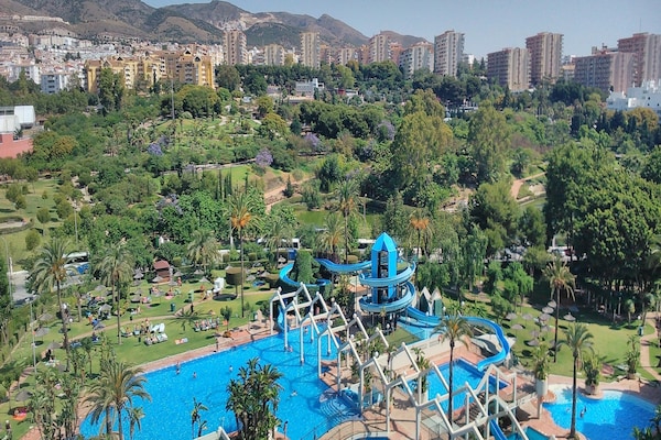 Foto van Appartement aan het strand met terras - Vakantiehuis in Benalmádena - Facilities