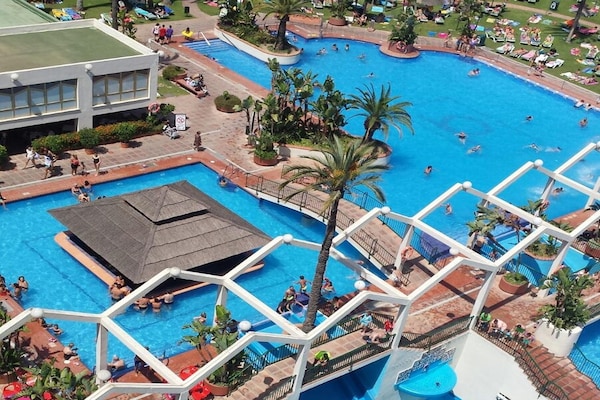 Foto van Appartement aan het strand met terras - Vakantiehuis in Benalmádena - PoolOfHouse