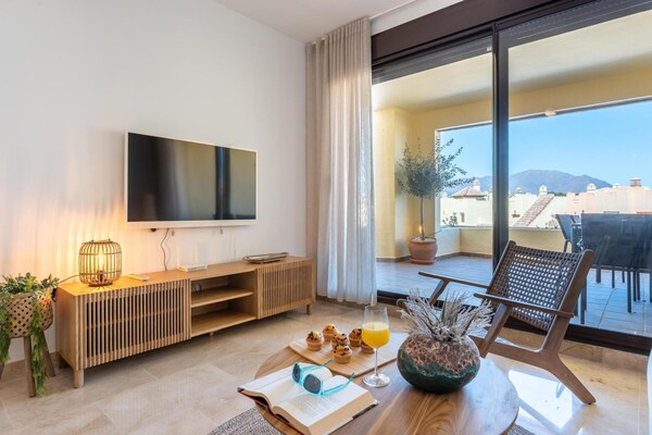 Foto van Appartement in Manilva met gedeeld zwembad - Vakantiehuis in Manilva - LivingRoom