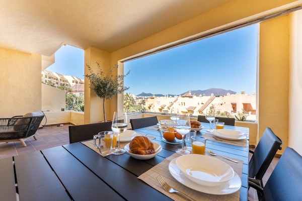 Foto van Appartement in Manilva met gedeeld zwembad - Vakantiehuis in Manilva - TerraceBalcony