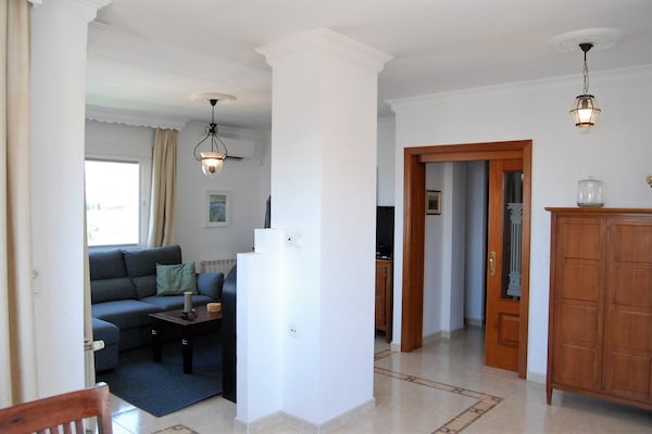 Foto van Appartement in Nerja bij Burriana Strand - Vakantiehuis in Nerja - LivingRoom