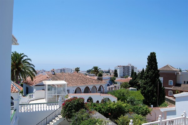 Foto van Appartement in Nerja bij Burriana Strand - Vakantiehuis in Nerja - ViewSummer