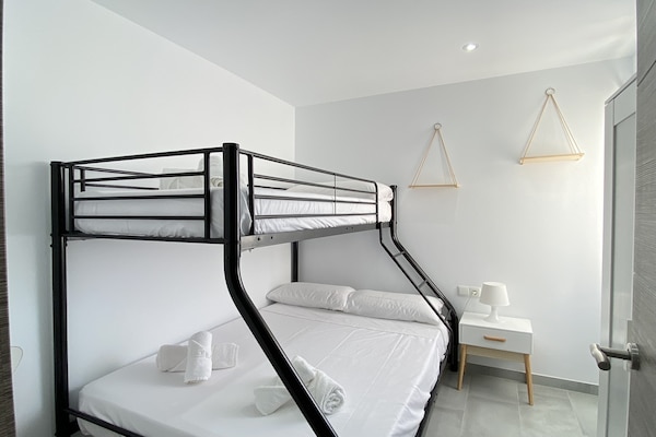 Foto van Appartement in Nerja bij El Salón Strand - Vakantiehuis in Nerja - BedRoom
