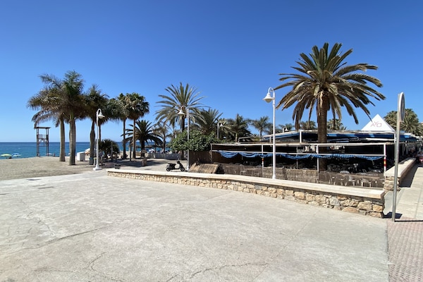 Foto van Appartement in Nerja bij Burriana Strand - Vakantiehuis in Nerja - AreaSummer1KM