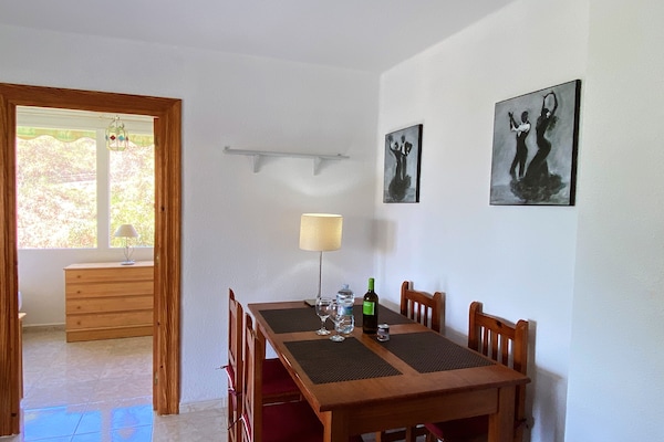 Foto van Appartement in Nerja bij Burriana Strand - Vakantiehuis in Nerja - DiningRoom
