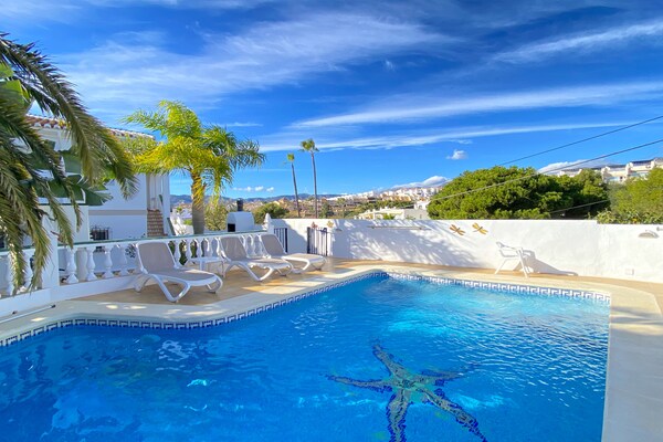 Foto van Appartement in Nerja bij Burriana Strand - Vakantiehuis in Nerja - PoolOfHouse