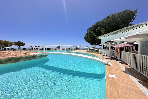 Foto van Appartement in Nerja met Zeezicht & Zwembad - Vakantiehuis in Nerja - PoolOfHouse