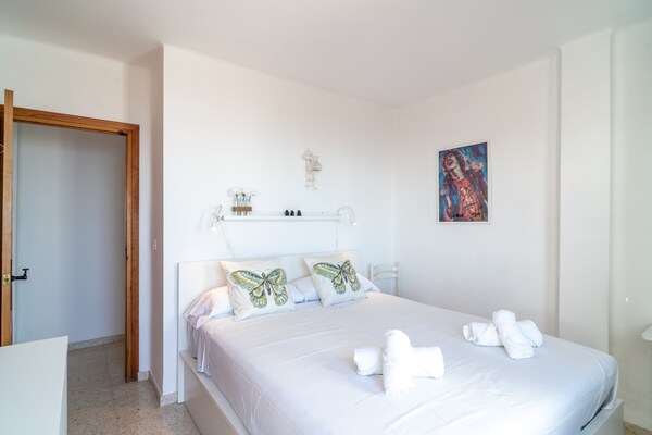 Foto van Appartement in Nerja met Zeezicht & Zwembad - Vakantiehuis in Nerja - BedRoom