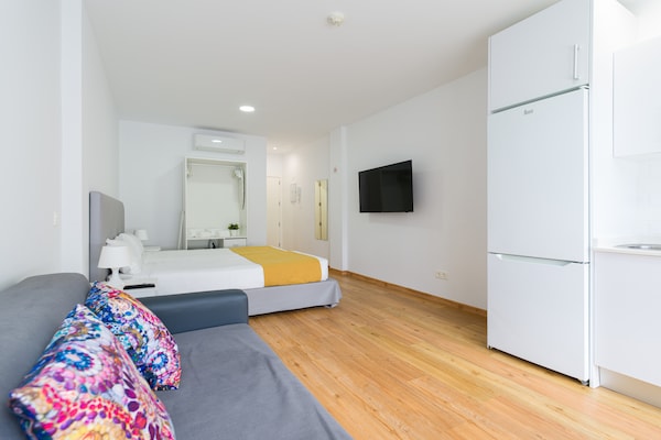 Foto van Strandappartement Las Palmas bij Las Canteras - Vakantiehuis in Las Palmas de Gran Canaria - LivingRoom