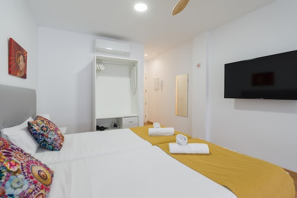 Foto van Strandappartement Las Palmas bij Las Canteras - Vakantiehuis in Las Palmas de Gran Canaria - BedRoom