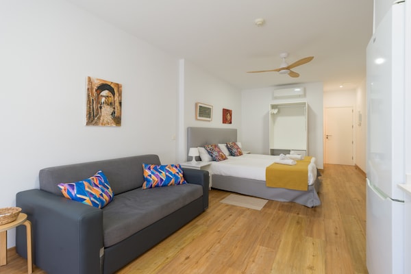 Foto van Strandappartement Las Palmas bij Las Canteras - Vakantiehuis in Las Palmas de Gran Canaria - LivingRoom