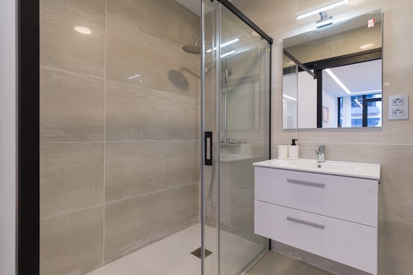 Foto van Studio bij Las Canteras Strand, Gran Canaria - Vakantiehuis in Las Palmas de Gran Canaria - BathRoom