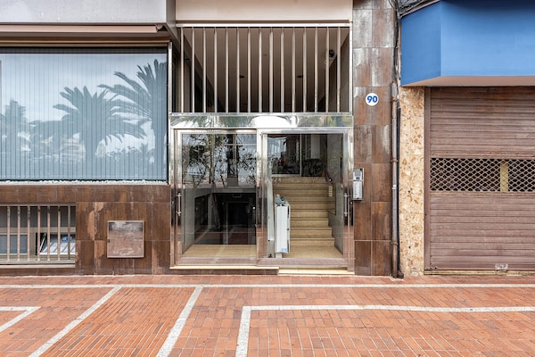 Foto van Appartement aan Las Canteras met Uitzicht - Vakantiehuis in Las Palmas de Gran Canaria - HallReception