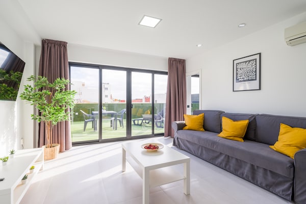 Foto van Appartement in Las Palmas met groot terras - Vakantiehuis in Las Palmas de Gran Canaria - LivingRoom