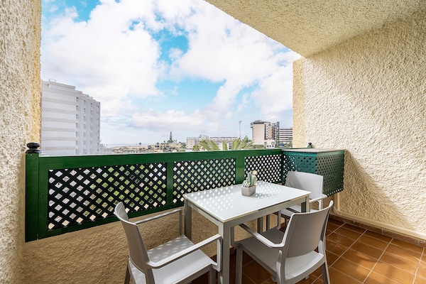 Foto van Appartement bij Maspalomas Duinen - Vakantiehuis in San Bartolomé de Tirajana - TerraceBalcony