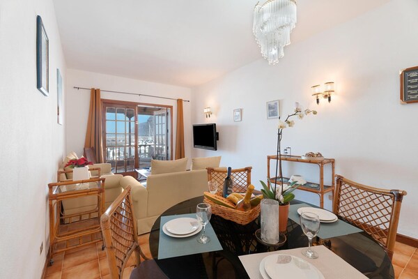 Foto van Appartement voor 4 personen op Tenerife - Vakantiehuis in Acantilados de Los Gigantes - DiningRoom